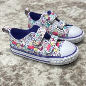 Toddler Converse Size 8